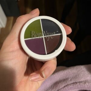 Ben Nye CK-1 Bruises Wheel